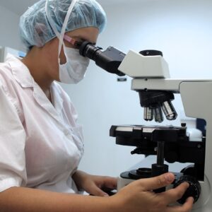 microscope-g142caa8ab_1280 (1)